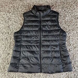 Uniqlo Puffer Vest Mens Large Extra Large XL Black Full Zip Gilet Down Fill Logo